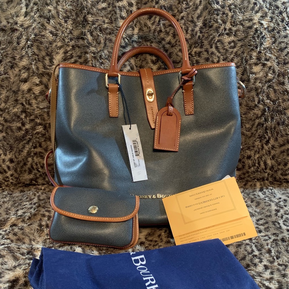 Dooney & Bourke Shelby Shopper